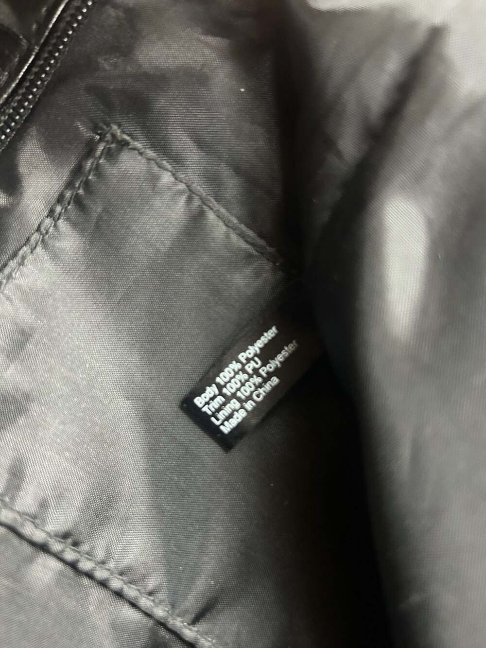 Givenchy - Picture 7 of 9